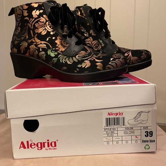 Regal Copper Eliza Leather Ankle Boot - Picture 7 of 14